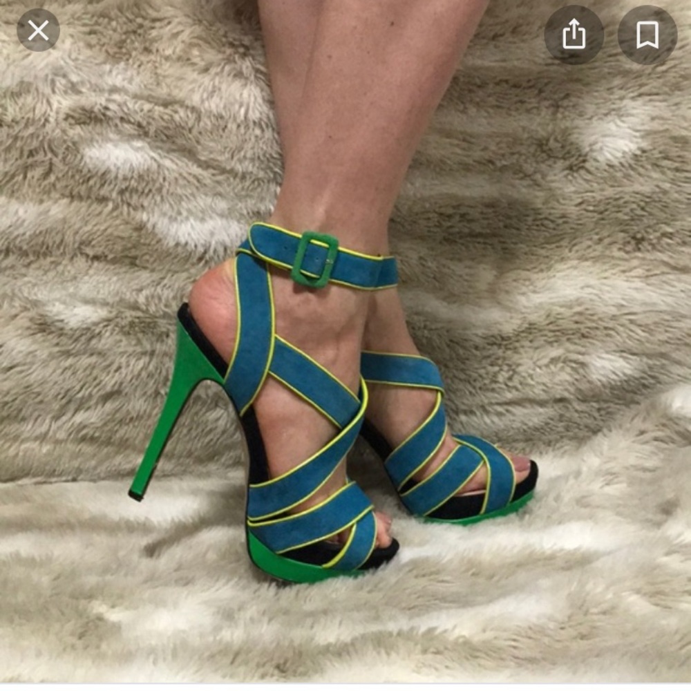 JESSICA SIMPSON EVANGELA HI HEEL PLATFORM S5